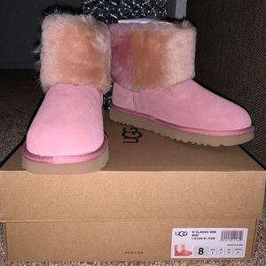 Brand new classic mini wisp boots never worn